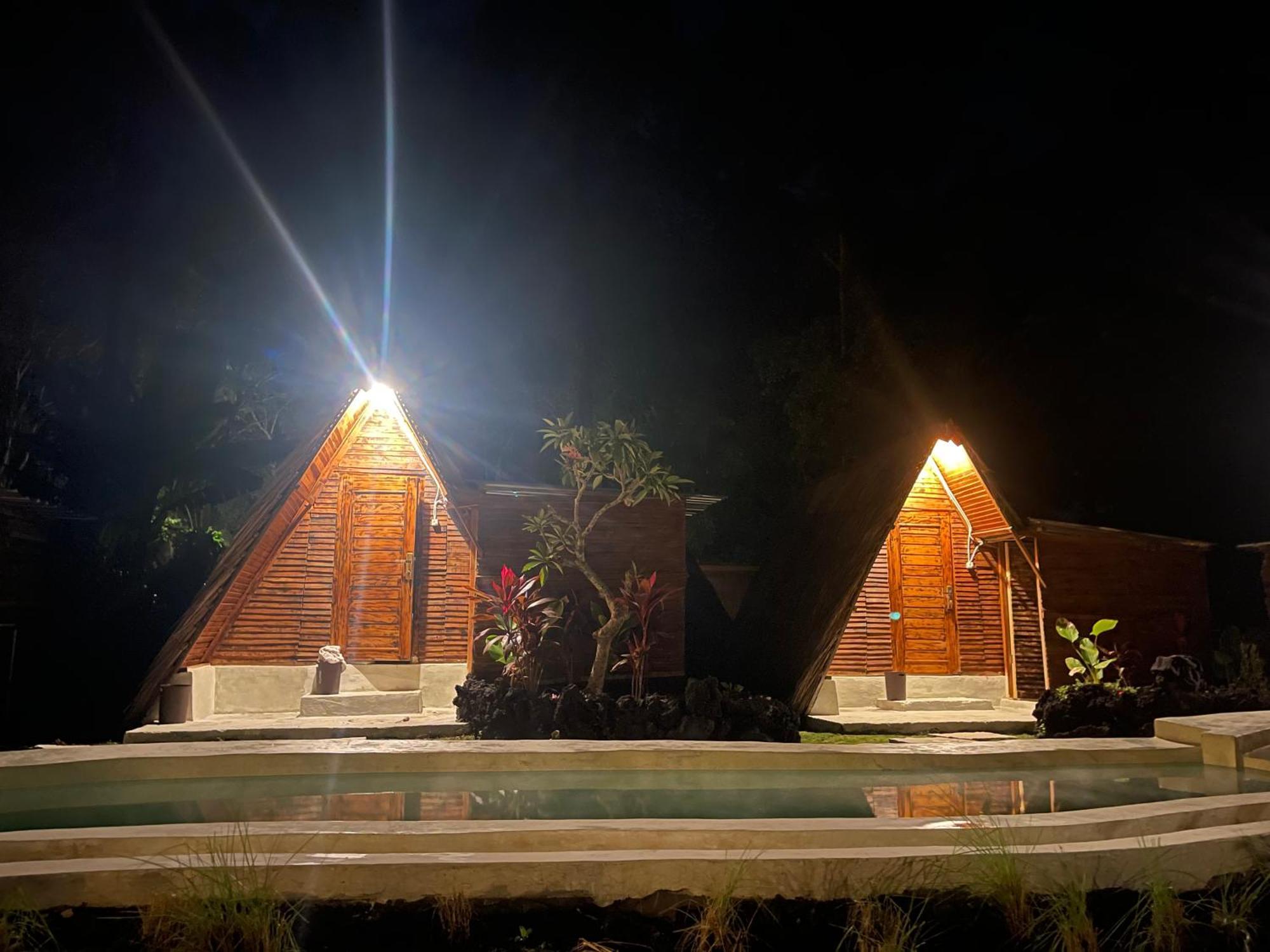 Triangular House And Hot Spring Hotel Kubupenlokan Eksteriør billede